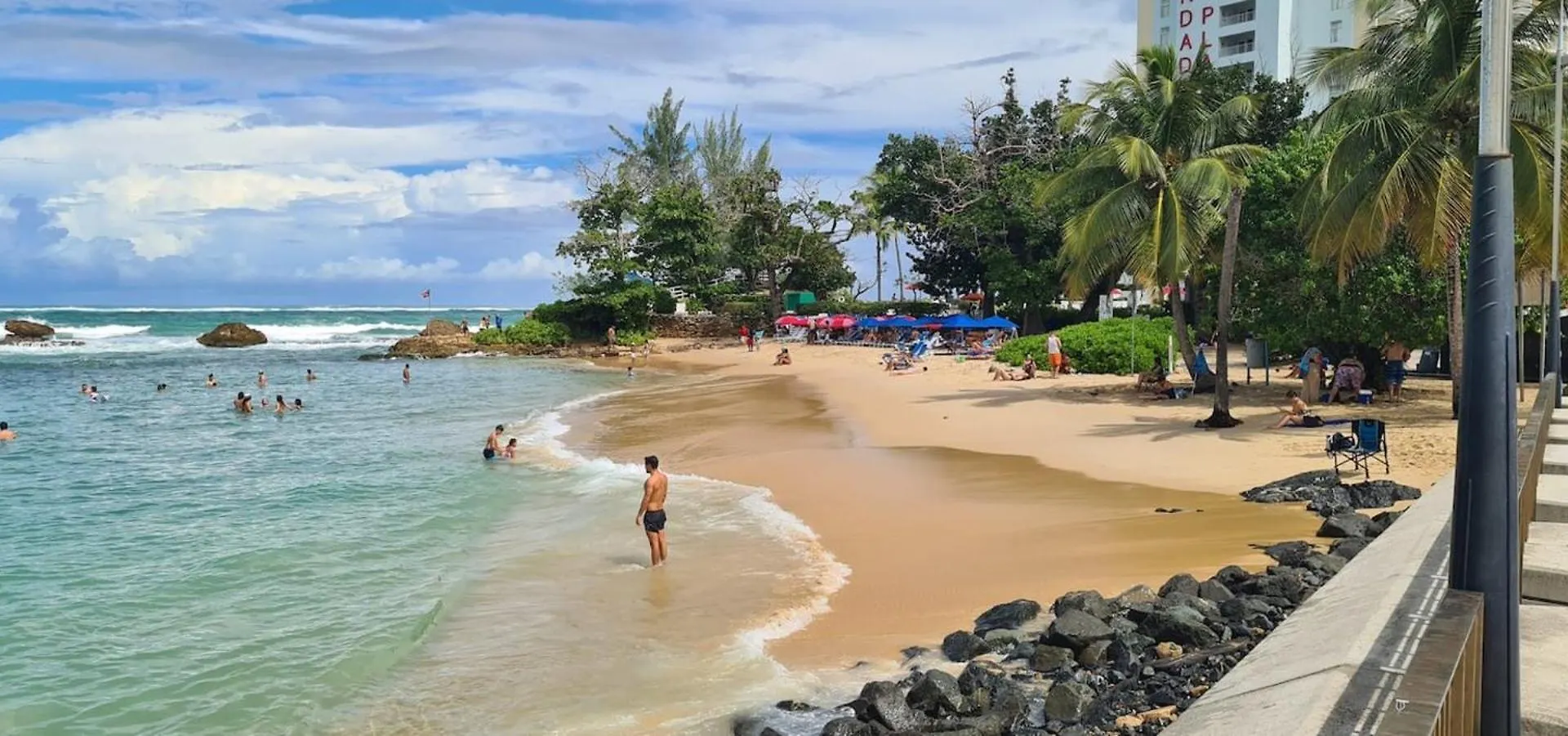 Condado Steps To The Beach, Vanderbilt & La Concha San Juan
