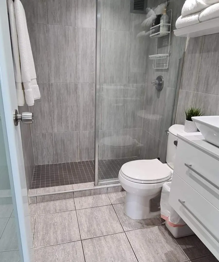 Condado Steps To The Beach, Vanderbilt & La Concha San Juan Apartment